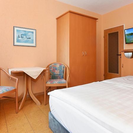 Hotel-Pension Altes Siel Bensersiel Luaran gambar
