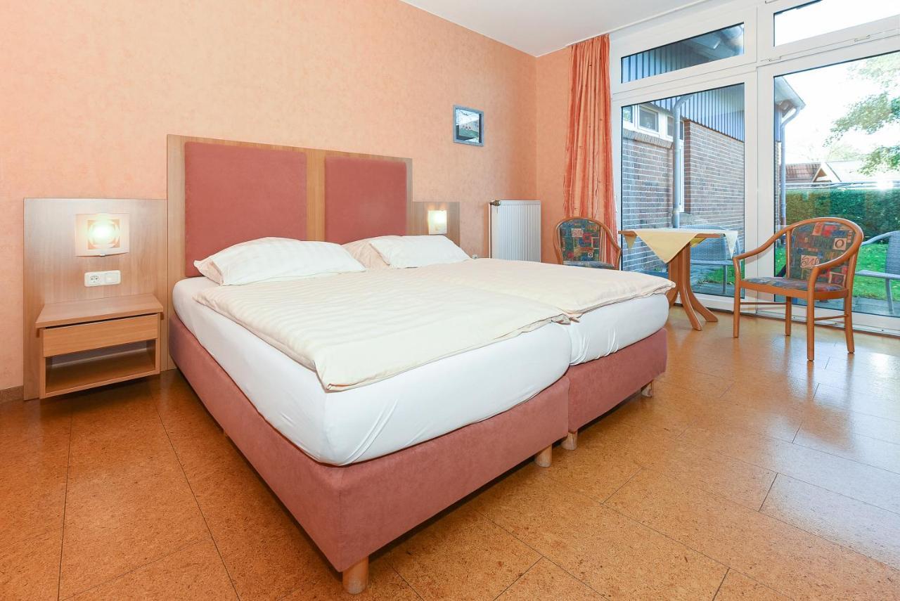 Hotel-Pension Altes Siel Bensersiel Luaran gambar