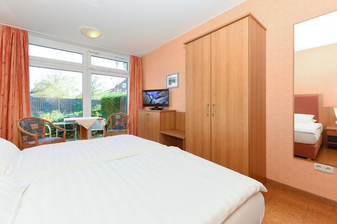 Hotel-Pension Altes Siel Bensersiel Luaran gambar