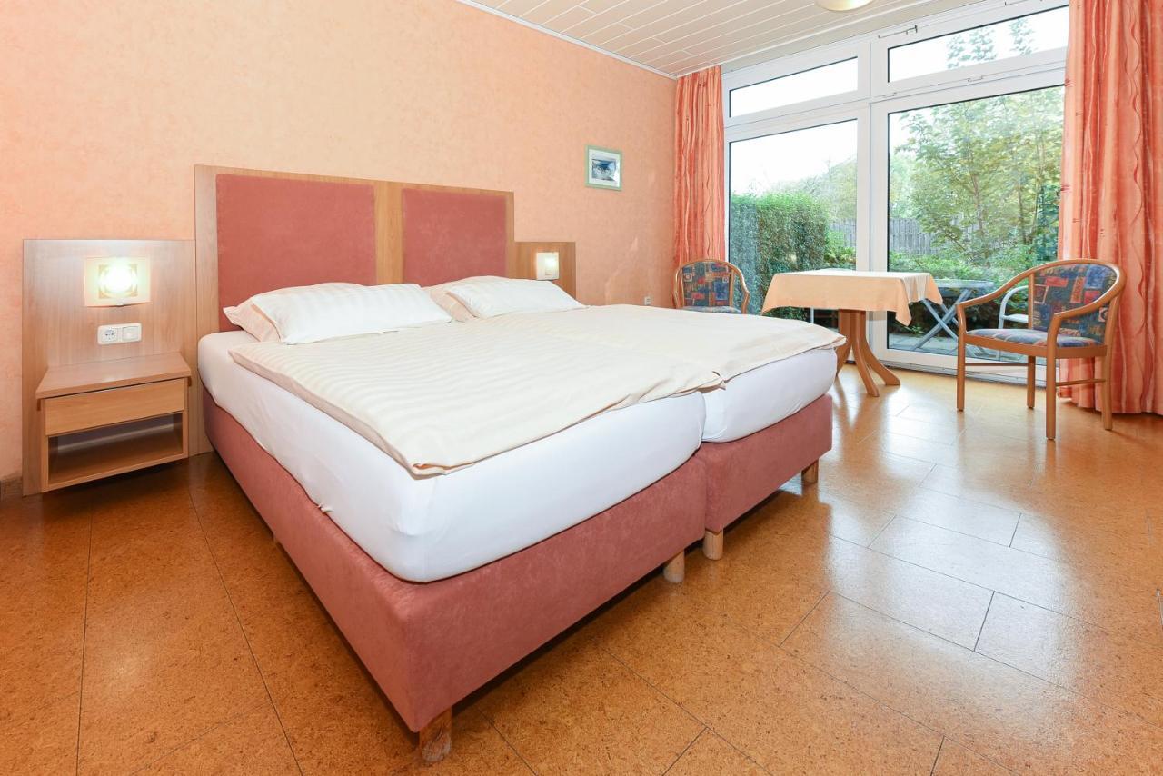 Hotel-Pension Altes Siel Bensersiel Luaran gambar