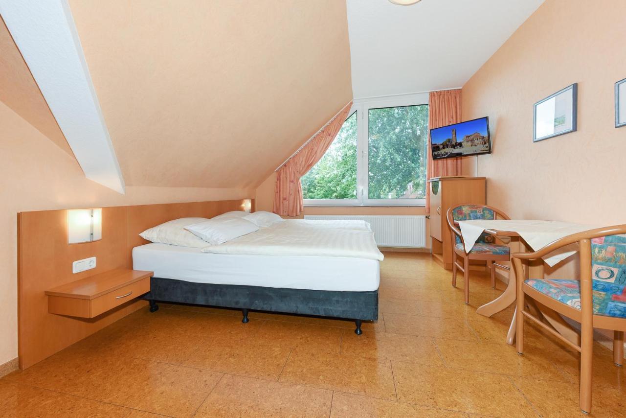 Hotel-Pension Altes Siel Bensersiel Luaran gambar