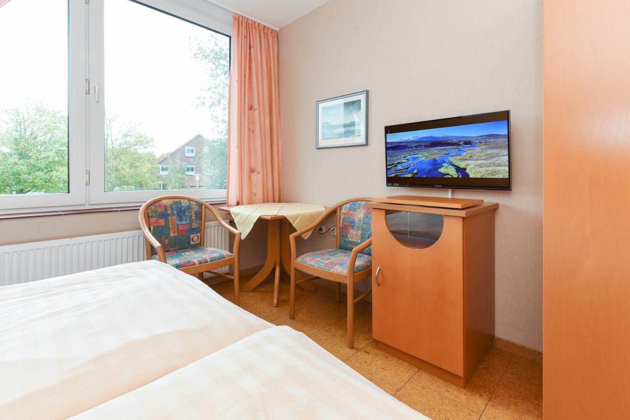 Hotel-Pension Altes Siel Bensersiel Luaran gambar
