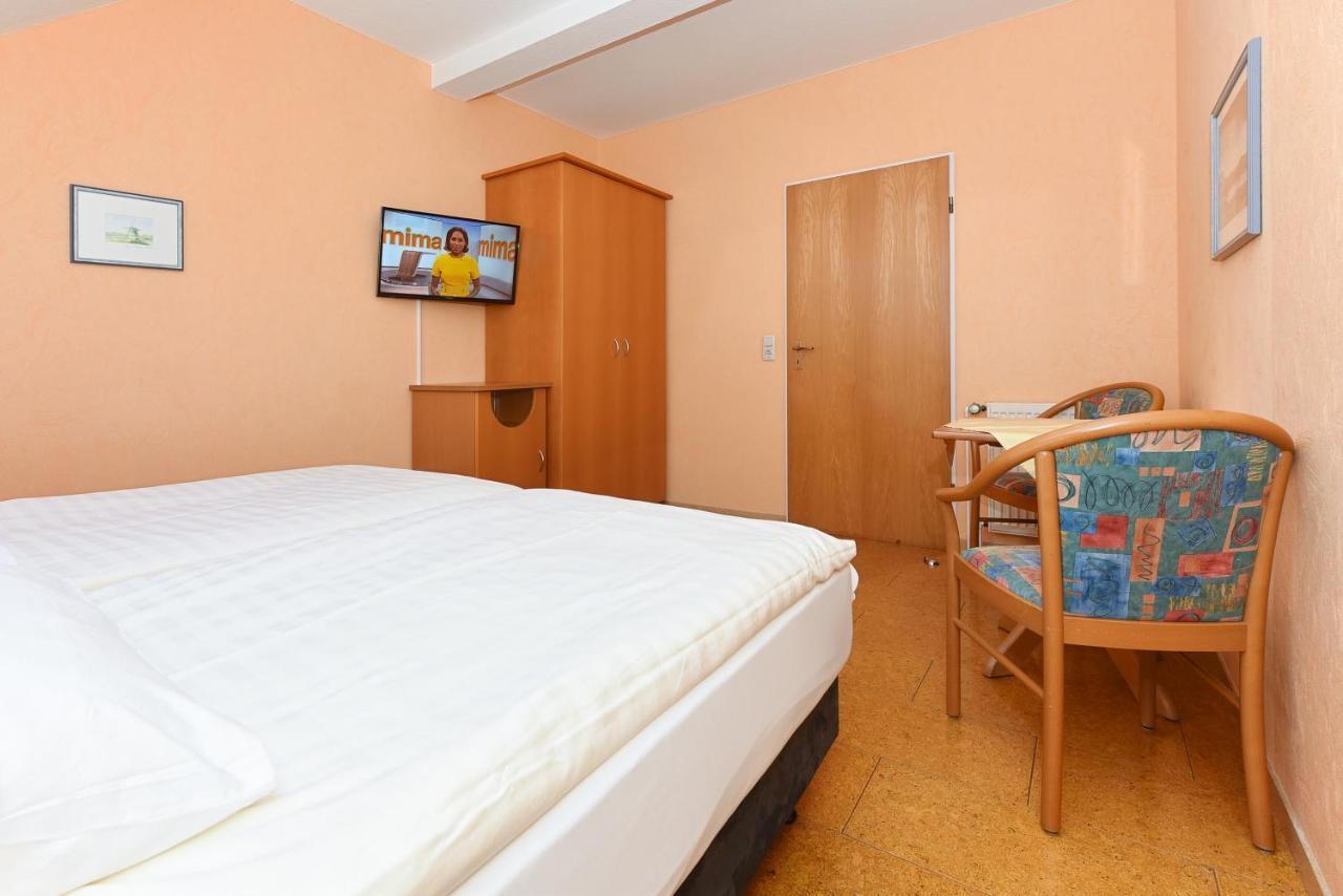 Hotel-Pension Altes Siel Bensersiel Luaran gambar