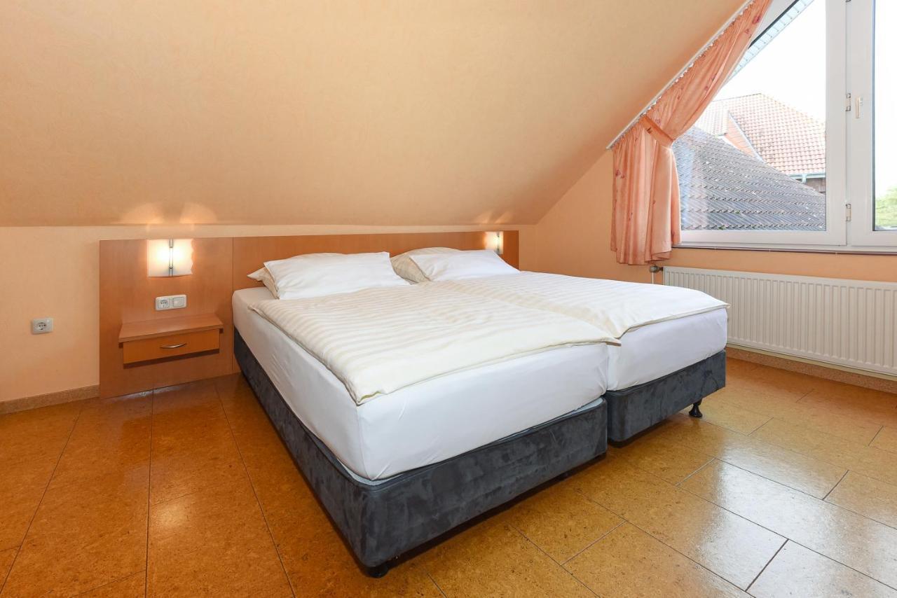 Hotel-Pension Altes Siel Bensersiel Luaran gambar