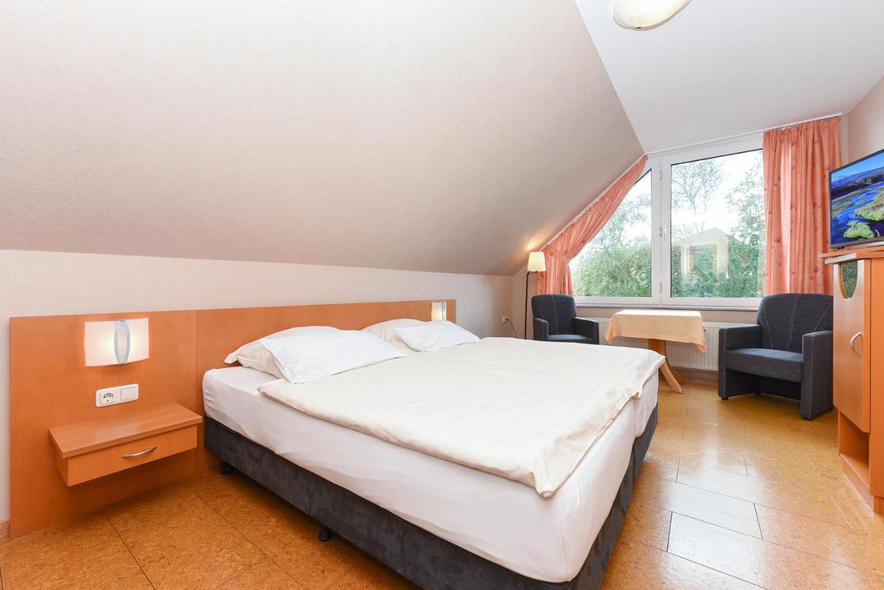 Hotel-Pension Altes Siel Bensersiel Luaran gambar